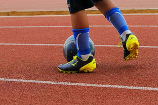 爱游戏体育平台莱万多夫斯基五场连场进球，尤文图斯攻势如潮，比赛高潮迭起