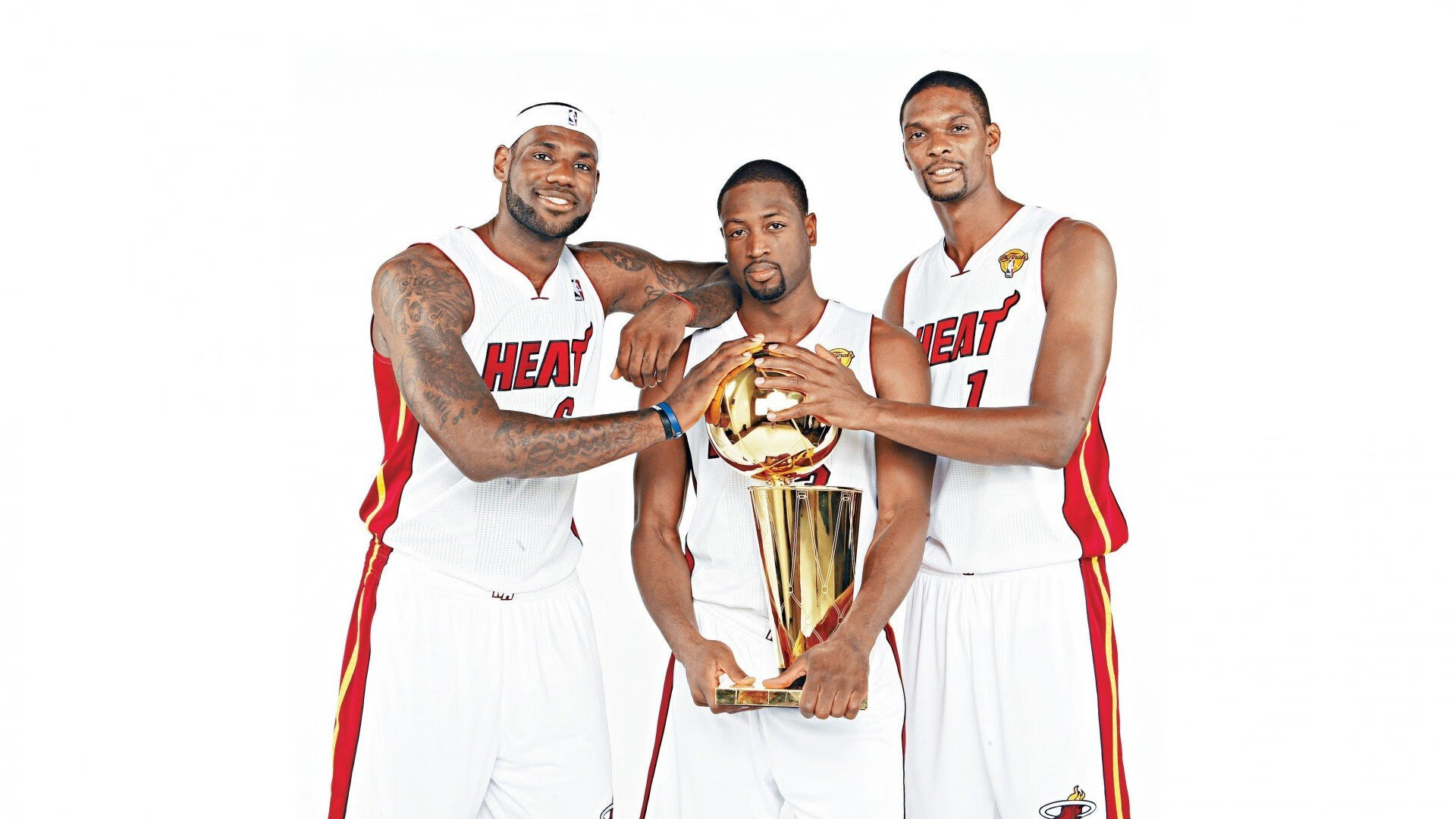 C罗连续三场比赛得分超过持续失利，勇士不断突破！再创辉煌时刻