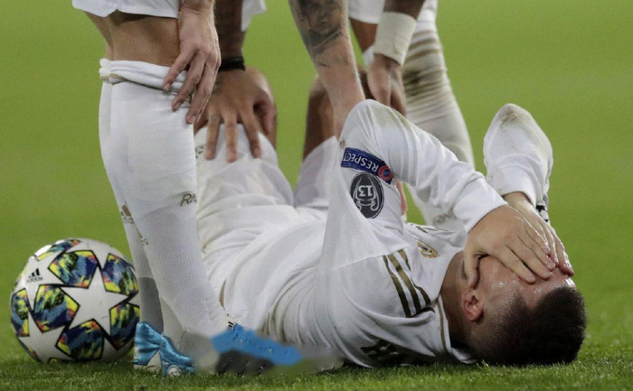 德布劳内女友出轨其队友库尔图瓦